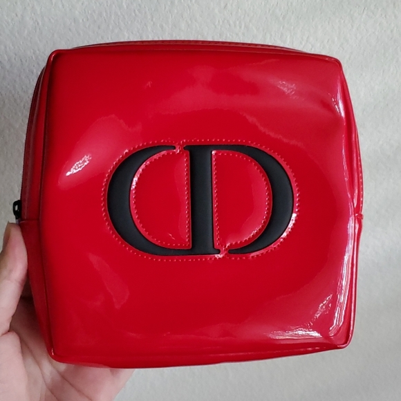 New never used DIOR cherry red clutch bag 🍒 CD - Picture 1 of 8